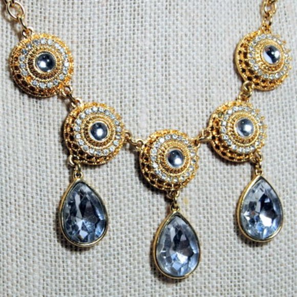 Statement Jewelry Necklace Gold Diamonds Crystals - Picture 3 of 4
